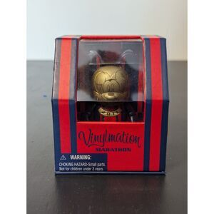 Disney Vinylmation MICKEY MOUSE 2011 Marathon Figurine Figure